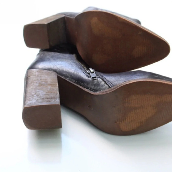 Diba Black Ankle Boots with Brown Heel - Picture 9 of 9